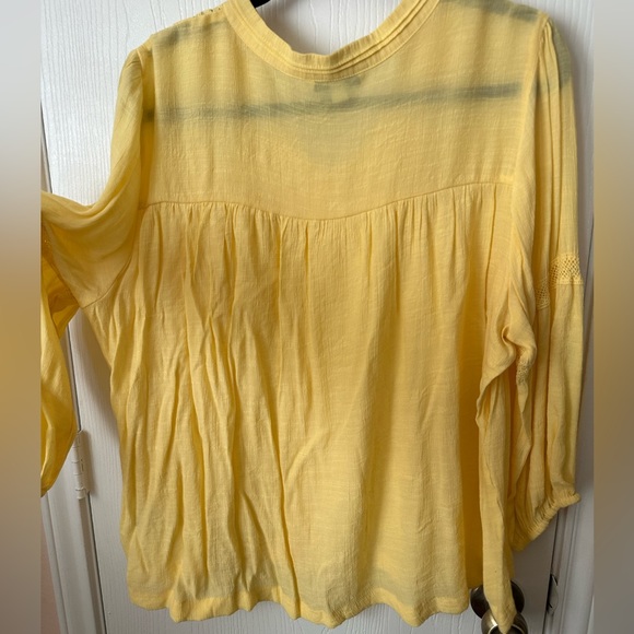 Zac & Rachel Yellow blouse 2x - Picture 5 of 6